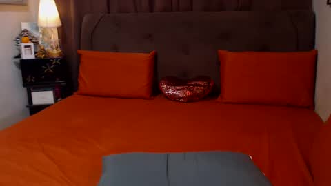 Snapshot of angelicqueents chatting on 2, 3, 2025 MS. AMALIA online show from 2, 3, 2025