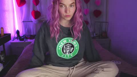 Angelika Rouge online show from 14, 3, 2026