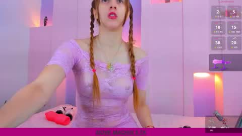 Snapshot of angelikarose1 chatting on 19, 9, 2025 Angelika Rose online show from 19, 9, 2025