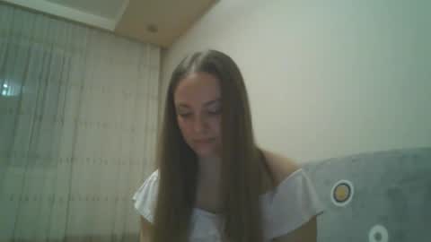 Angelina 26 online show from 26, 9, 2025