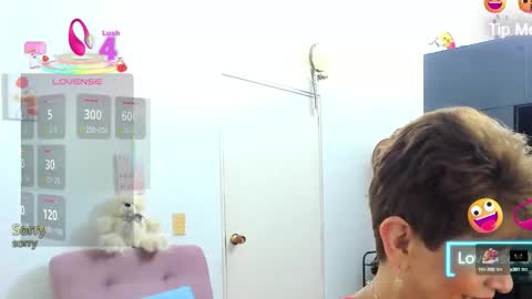 Snapshot of angelina_stone_65 chatting on 23, 9, 2025 Angelina online show from 23, 9, 2025