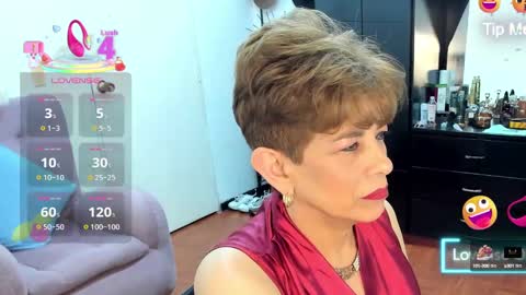 Snapshot of angelina_stone_65 chatting on 4, 10, 2025 Angelina online show from 4, 10, 2025