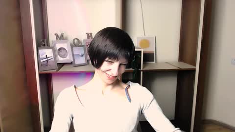 Angelina online show from 8, 11, 2025