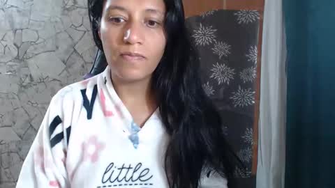 Snapshot of angelitaa_hot chatting on 29, 3, 2026 angela online show from 29, 3, 2026