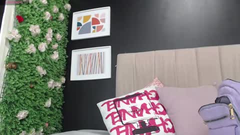 Snapshot of angelitawild_ chatting on 9, 3, 2025 angel online show from 9, 3, 2025