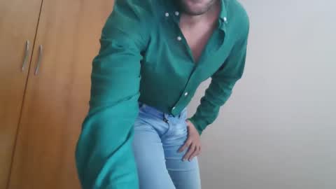 angell102890 online show from 2, 11, 2025