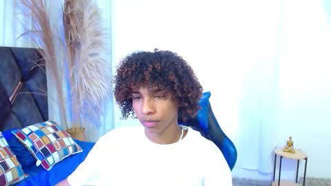 Snapshot of angell18_ chatting on 21, 11, 2025 Angel online show from 21, 11, 2025