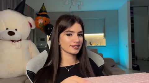 Snapshot of angelmi171 chatting on 4, 11, 2025 angelmi171 online show from 4, 11, 2025