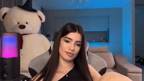 Snapshot of angelmi171 chatting on 24, 11, 2025 angelmi171 online show from 24, 11, 2025