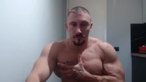  ------- SEX SHOW WITH GUYS AND GIRLS  MUSCLE SHOW online show from 11, 10, 2025