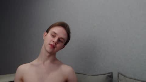 Snapshot of angelraaay chatting on 10, 2, 2025 Angel online show from 10, 2, 2025