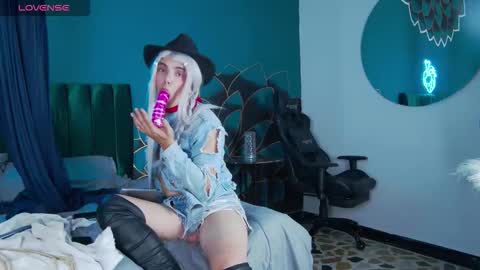 Tyler online show from 13, 9, 2025