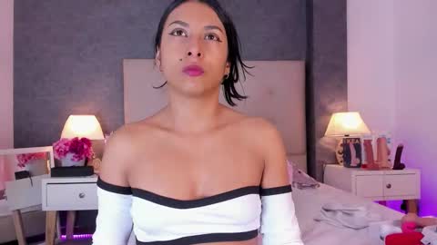 Snapshot of angels_one chatting on 16, 10, 2025 Angela online show from 16, 10, 2025