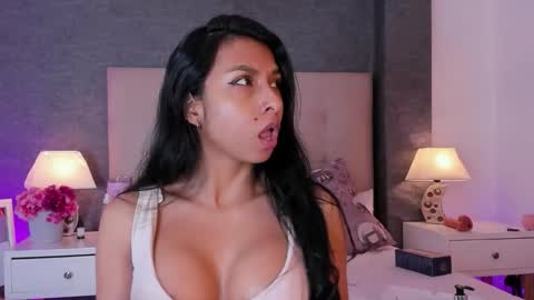 Snapshot of angels_one chatting on 16, 11, 2025 Angela online show from 16, 11, 2025