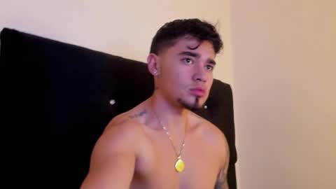 Angel Fox online show from 1, 2, 2026