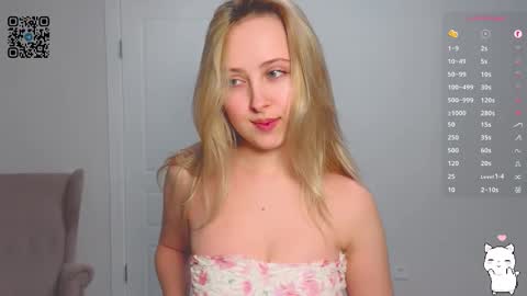  Im Chloe  i do FLASH BOOBS for new fan club online show from 4, 3, 2026