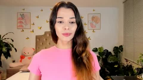 Snapshot of angie_modelo chatting on 5, 11, 2025 Anabella online show from 5, 11, 2025