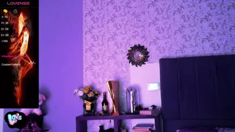 Snapshot of angiebaxter chatting on 25, 12, 2024 Angiebaxt online show from 25, 12, 2024