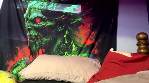 angusbone01 online show from 18, 12, 2024