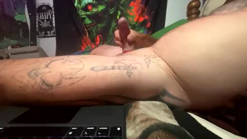 angusbone01 online show from 4, 3, 2025