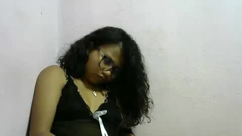 Snapshot of anielah chatting on 12, 10, 2025 anielah online show from 12, 10, 2025