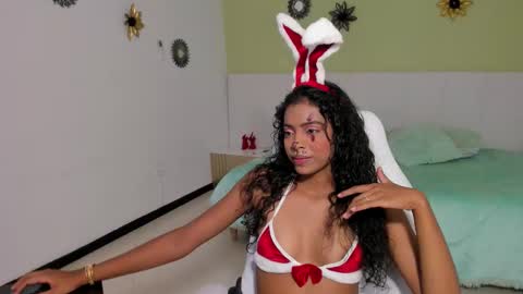 Snapshot of aniie_bby_4u chatting on 1, 11, 2025 Any online show from 1, 11, 2025