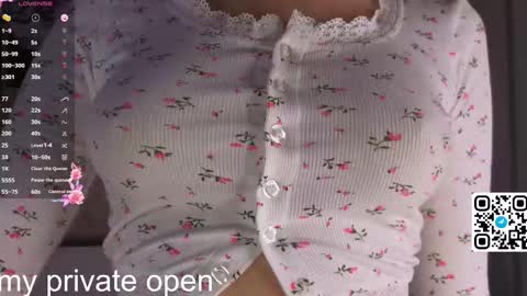 Snapshot of anika_heir chatting on 15, 11, 2025 Alice online show from 15, 11, 2025