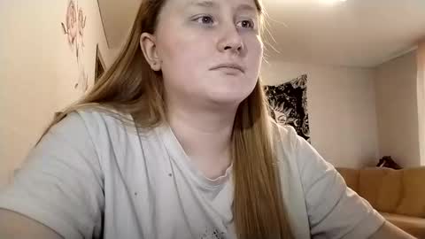 Snapshot of anika_lipps chatting on 12, 10, 2025 Anika online show from 12, 10, 2025