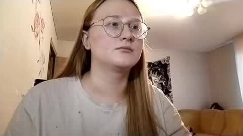 Snapshot of anika_lipps chatting on 13, 10, 2025 Anika online show from 13, 10, 2025