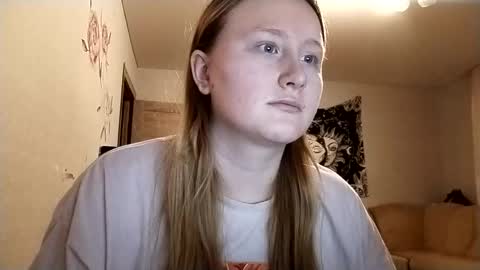 Snapshot of anika_lipps chatting on 3, 11, 2025 Anika online show from 3, 11, 2025