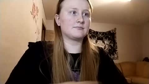 Snapshot of anika_lipps chatting on 13, 11, 2025 Anika online show from 13, 11, 2025