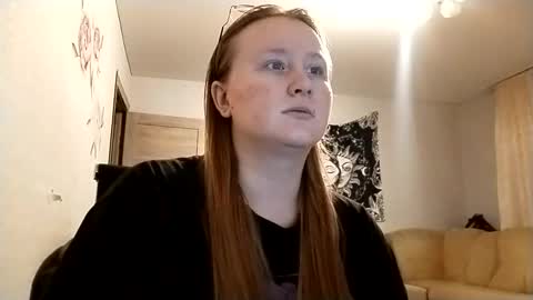 Snapshot of anika_lipps chatting on 16, 11, 2025 Anika online show from 16, 11, 2025