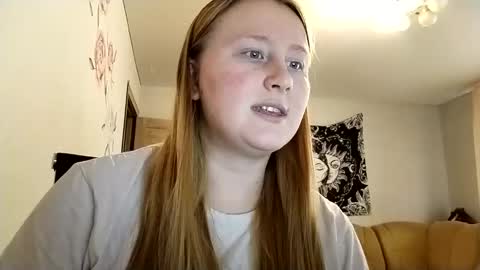 Snapshot of anika_lipps chatting on 18, 11, 2025 Anika online show from 18, 11, 2025