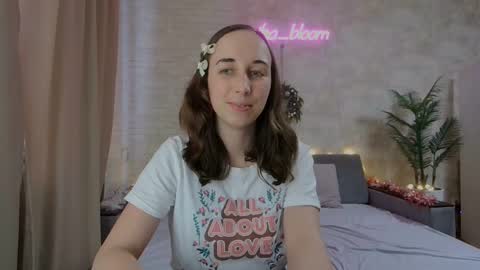 anikabloom online show from 6, 1, 2025