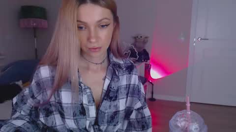 anita_moon_ online show from 15, 10, 2025