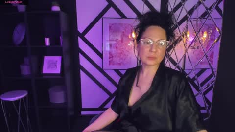 Anita online show from 1, 2, 2025