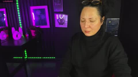 Anita online show from 3, 3, 2025