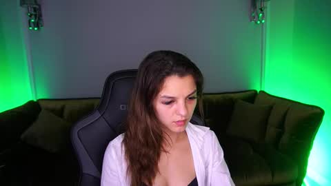 Snapshot of anitabambie chatting on 7, 11, 2025 Anita online show from 7, 11, 2025