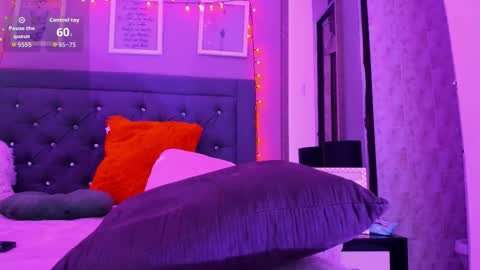 Anitafoxx online show from 14, 12, 2025