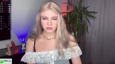 anjalin_sososok online show from 13, 10, 2025