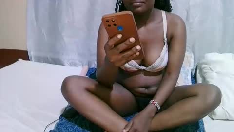 Snapshot of ann_keller chatting on 27, 2, 2026 ann_keller online show from 27, 2, 2026