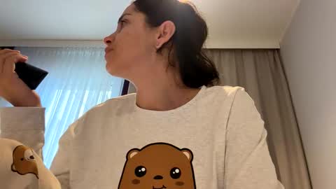 Anna online show from 9, 11, 2025