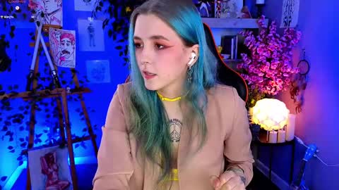 Violett online show from 12, 3, 2025