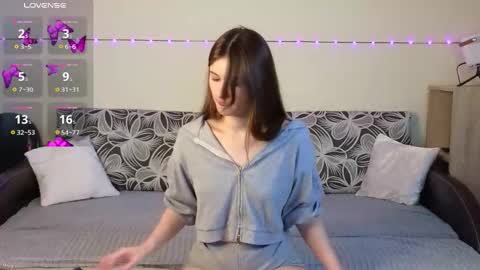 Emma online show from 7, 10, 2025