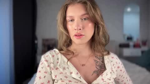 Snapshot of anna_morison chatting on 28, 11, 2025 Annet online show from 28, 11, 2025