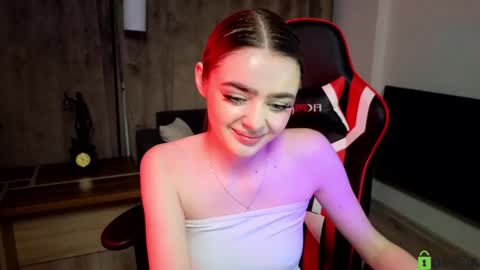 Anna online show from 4, 3, 2025