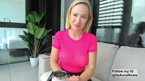 Anna online show from 13, 2, 2025