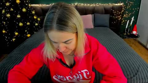 Snapshot of anna_snow9 chatting on 20, 12, 2025 anna_snow9 online show from 20, 12, 2025