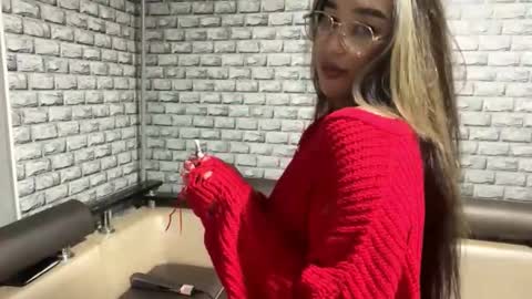 Sarah online show from 3, 10, 2025