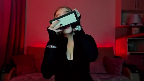 Annabelle online show from 22, 2, 2025